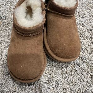UGG Classic Ultra Mini Chestnut Boots